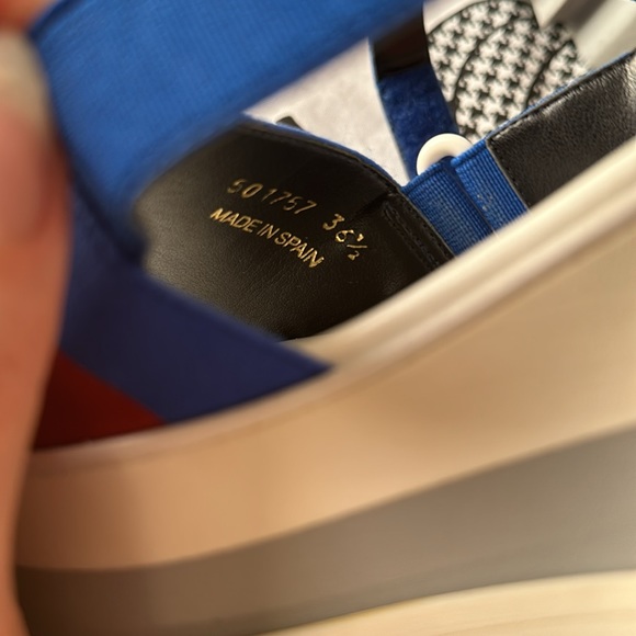 Stella McCartney Elyse Platform Sandal - Picture 9 of 10